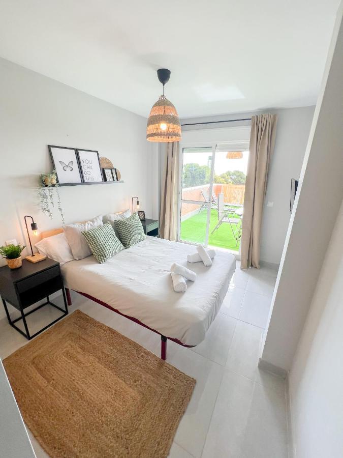 Cozy Apartment With Large Terrace Torremolinos Luaran gambar