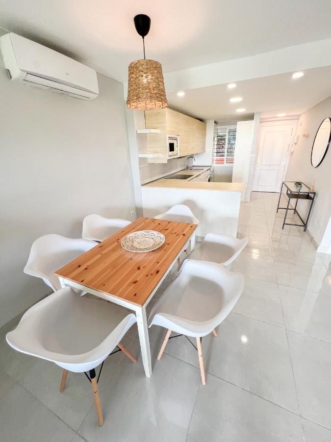 Cozy Apartment With Large Terrace Torremolinos Luaran gambar