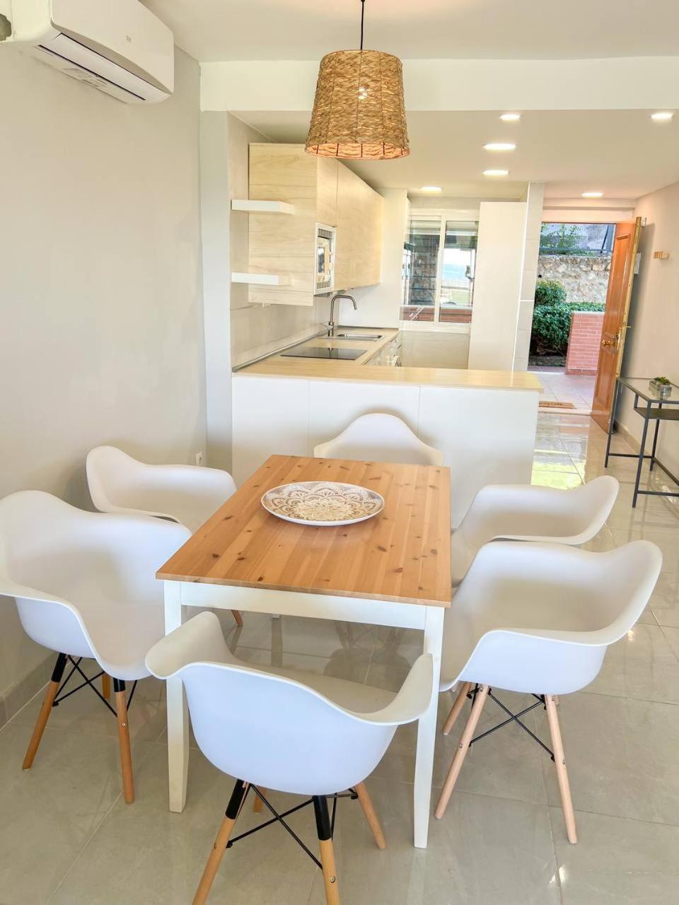 Cozy Apartment With Large Terrace Torremolinos Luaran gambar