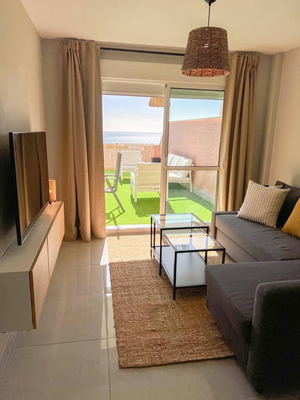 Cozy Apartment With Large Terrace Torremolinos Luaran gambar